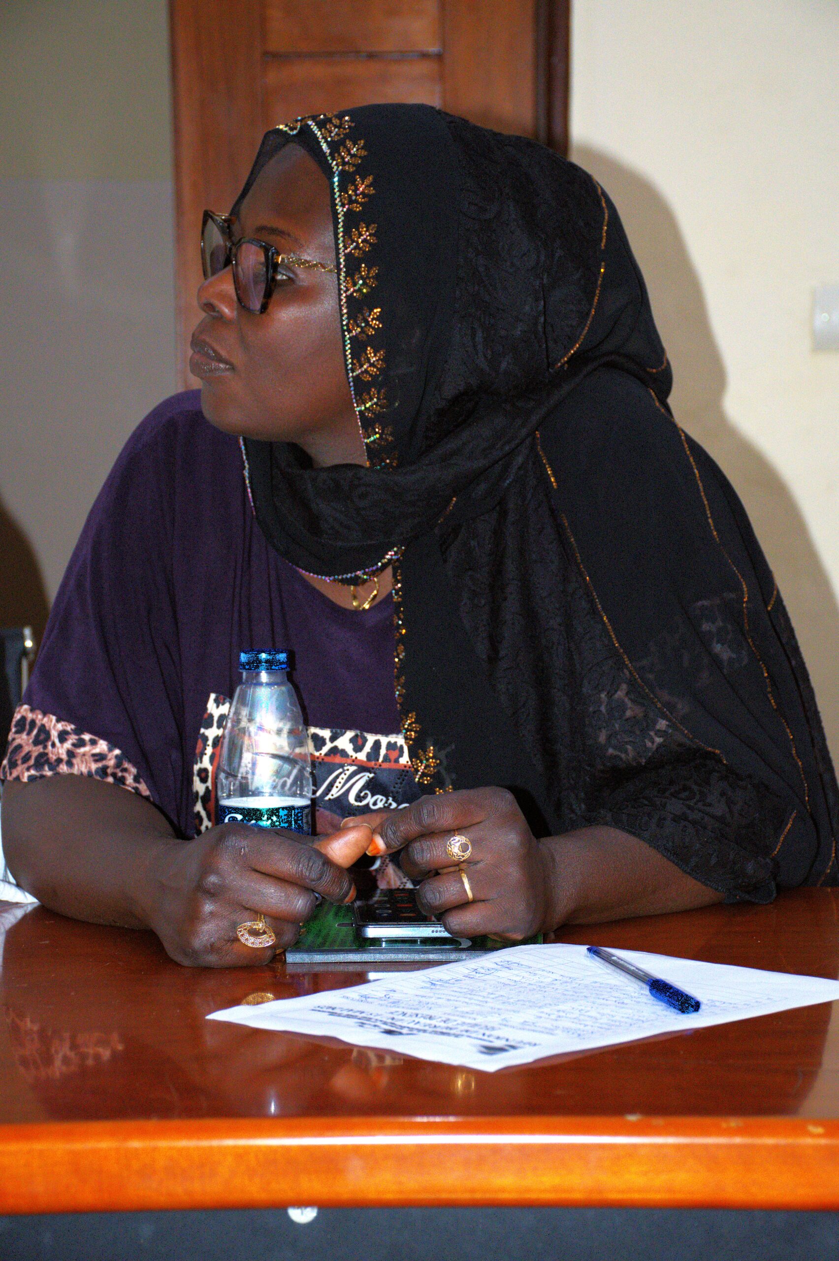 une femme de lassociation feminine